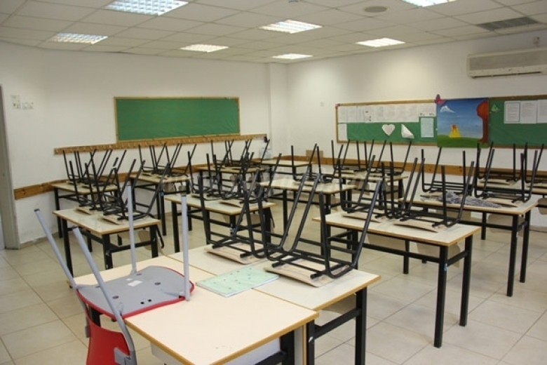 ابتداء من اليوم: المعلمون غير ملزمين بالعمل من بيوتهم